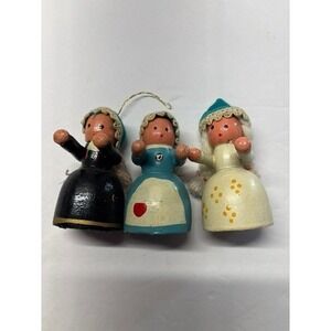 Vintage 50/60 Wooden Ornaments bundle (3) ladies